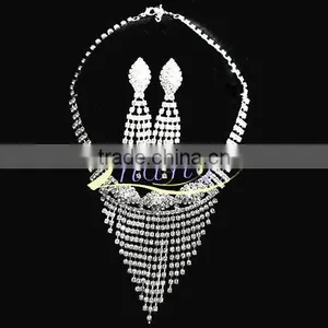 New Design Sparkly Diamond Pendant Jewelry Set thumbnail-1