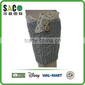 Lace Cuff Cable Pattern With Buttons Legwarmers thumbnail-4