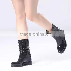 New Arrival Hot Ladies' Shiny Black Rivet Texture Pvc Rain Boots thumbnail-1