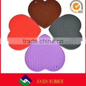 Heart Shapes Silicone Coffee Table Placemat f, Heat Resistant Placemats thumbnail-2
