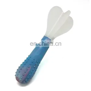 Customized Color Fetch Toss Toy Dart Shape Dog Chew Toy Interactive Treat Toy for Dogs thumbnail-1