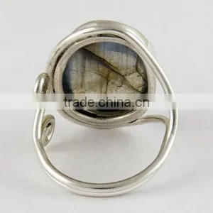 Blue Dreamer Bezel Setting Labradorite Ring, Gemstone Silver Jewellery, Indian Wholesale Silver Jewellery thumbnail-4