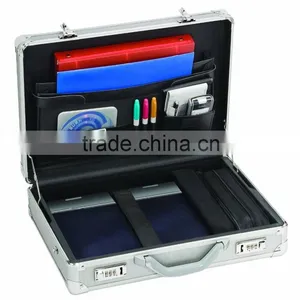 Silver Aluminum Laptop Case thumbnail-1