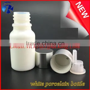 Round White Jade Glass Bottle,white Porcelain / Ceramic Whiteware Essential Oil Glass Bottle thumbnail-2