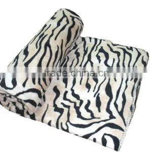 Zebra Design Coral Fleece Blanket thumbnail-1