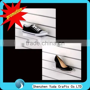 Cheap Portable Acrylic Shoe Display Rack/ PMMA Shoes Display Shelf Custom thumbnail-1