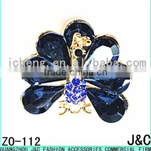 the Peacock Shaped Rhineston Zamac Button thumbnail-1