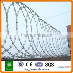 High Quality Razor Barbed Wire / Razor Wire for Security thumbnail-5
