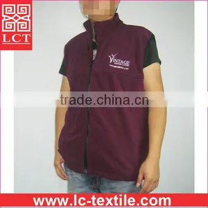 Wholesale Custom Embroidery Large Size Availabe Unisex Red Solid Color Sleeveless Polar Fleece Vest With Pockets(LCTU0049) thumbnail-1