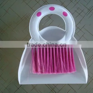 Mini Dustpan With Brush thumbnail-1