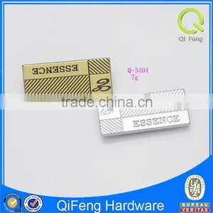 Q-3404 Metal Brand Logo Label Profession in Bag Market thumbnail-1