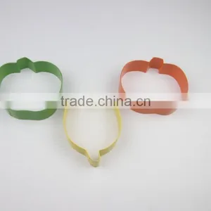 3pcs Set Halloween Stainless Steel Coated Cookie Cutters ,Tool in Red Yellow and Green thumbnail-1