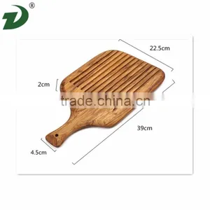 Wood Bread Board With Handle thumbnail-1
