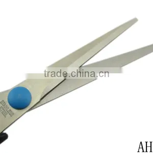 2016 Hot Sale Stainless Steel Scissor With Plastic Handle thumbnail-4