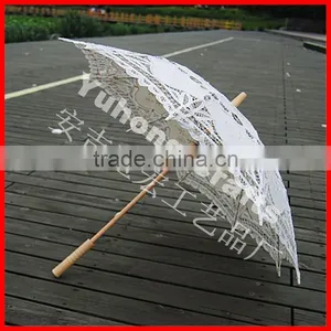Handmade Ivory Battenburg Lace Parasols thumbnail-2