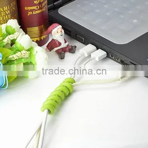 Earphone Cable Coiling Holder thumbnail-3