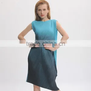 Women Wrinkle Graduated Color Irregular Hem Fashionable Dress thumbnail-1