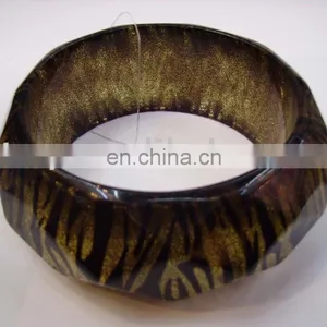 Retro Leopard Angular Resin Bracelet Bangles thumbnail-1