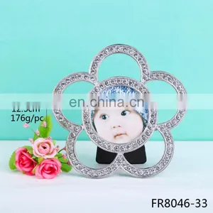 China Supplier Wholesale Baby Boy Photo Frame Crystal 12 Months Baby Photo Frame thumbnail-2