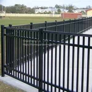 Aluminum Flat Top Fence thumbnail-1