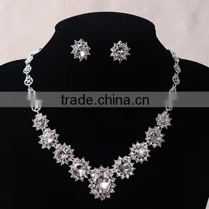 2016 Beautiful Necklace and Earring Set Bridal Jewelry Set thumbnail-3