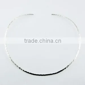 Sterling Silver Open Choker 7.61 Grams Of Hammered Delight thumbnail-1