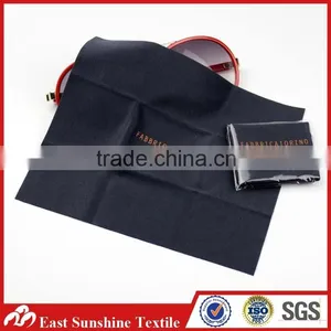 Microfiber Cleaning Cloth in Pocket thumbnail-5