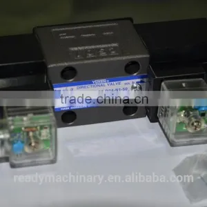 320Ton Servo Motor PET Plastic Injection Molding Machine thumbnail-2