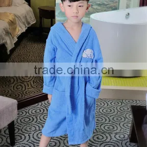 Fashion 100 Cotton Terry Chenille Boys Bathrobes With Applique thumbnail-1