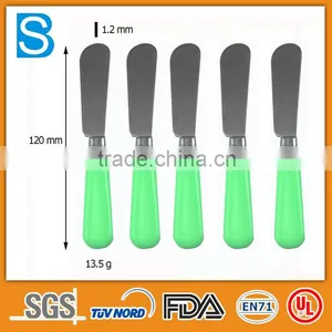 12 cm Free Sample Plastic Handle Christmas Butter Knife thumbnail-3