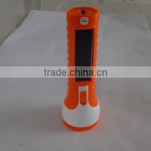 Powerful Zoomable Chinese New Available Torch Light thumbnail-6