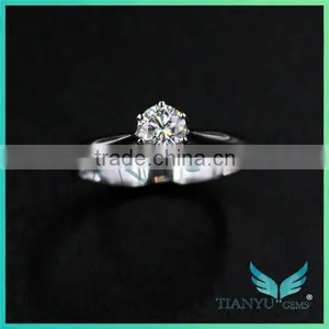 Wholesale New Style 14 K White Gold Engagement Ring 4.5mm Round Cut Moissanite Diamond Wedding Ring thumbnail-2