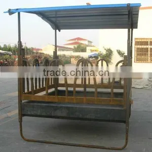 Horse Rack Feeder thumbnail-1