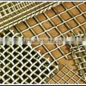 Small Hole Hog Wire Floor thumbnail-1
