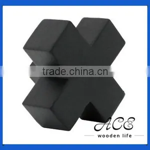 High Quality Wooden Hook Cross Wall Decoration thumbnail-1
