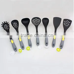 Hot New Products for 2015 Yiwu Promation Nylon Kitchen Utensils thumbnail-1
