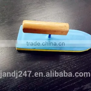 Rubber Sponge Plastering Trowel With Wooden Handle thumbnail-1