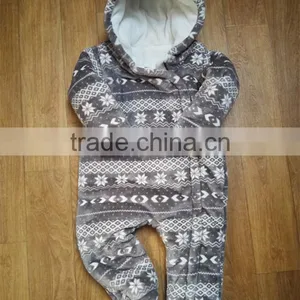 New Arrival Winter Baby Clothes Long Sleeve Velour Baby Hooded Romper thumbnail-1