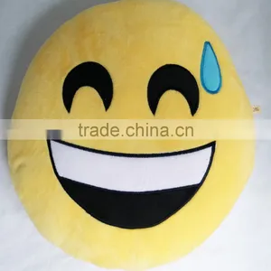 35cm Hot Selling Emoji Cushion Customized Emoji Pillow OEM Emoji Cushion thumbnail-4