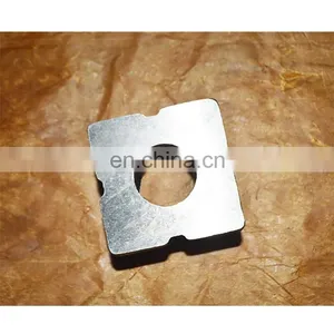 SAIC- IVECO GENLYON Truck 2403C9017 Chained Block thumbnail-3