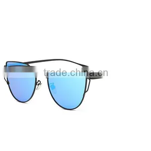 2016 New Arrival Fashion Sunglasses With Golden Frame Glasses Quality Choice thumbnail-4