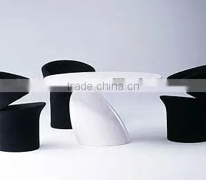 Parabel Round Shape Fiberglass Material Restaurant Table thumbnail-1