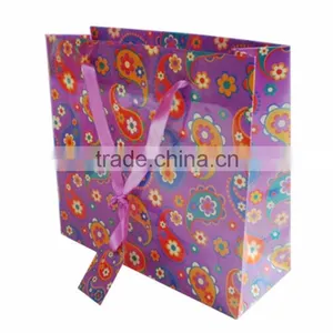 Kraft Paper Waterproof Paper Gift Bag With Ribbon Handles thumbnail-3