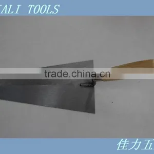 Bricklaying Trowel With Wooden Handle / Carbon Steel Blade Construction Tools thumbnail-2