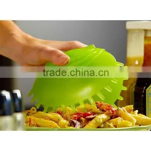 Food Grabber, Single Handed Salad Server thumbnail-1