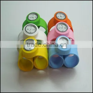 Novelty Customized Design Silicone Slap Watch thumbnail-1