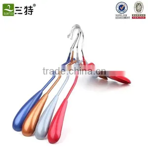 Wide Shoulder Pvc Coat Outdoor Laundry Hanger thumbnail-1