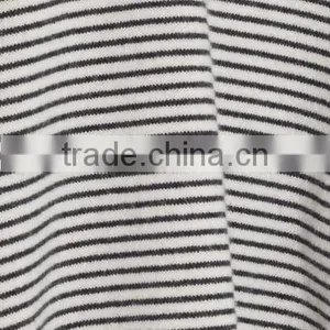 High Quality Woman Wearing Cashmere Thin Striped Turtleneck Sweater thumbnail-5