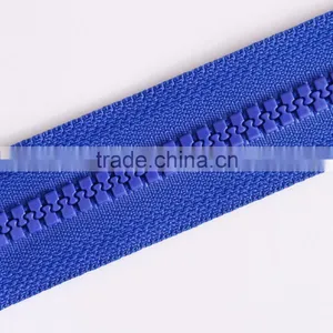 Long Chain Zipper #8 Plastic Zipper Long Chain thumbnail-2