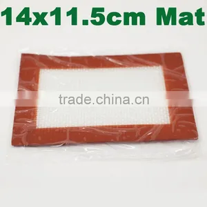 Ecigarette Vapor Wax Concentrates Silicone Mat With Custom Printing Heat Proof Silicone Dry Herb Mat Silicone Slick Pad thumbnail-2